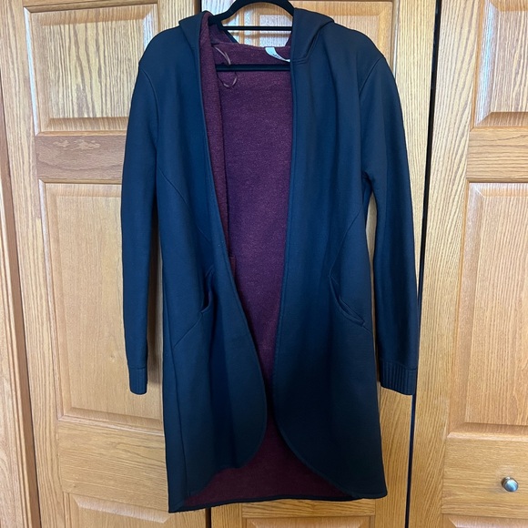 Lululemon cardigan - Picture 1 of 4